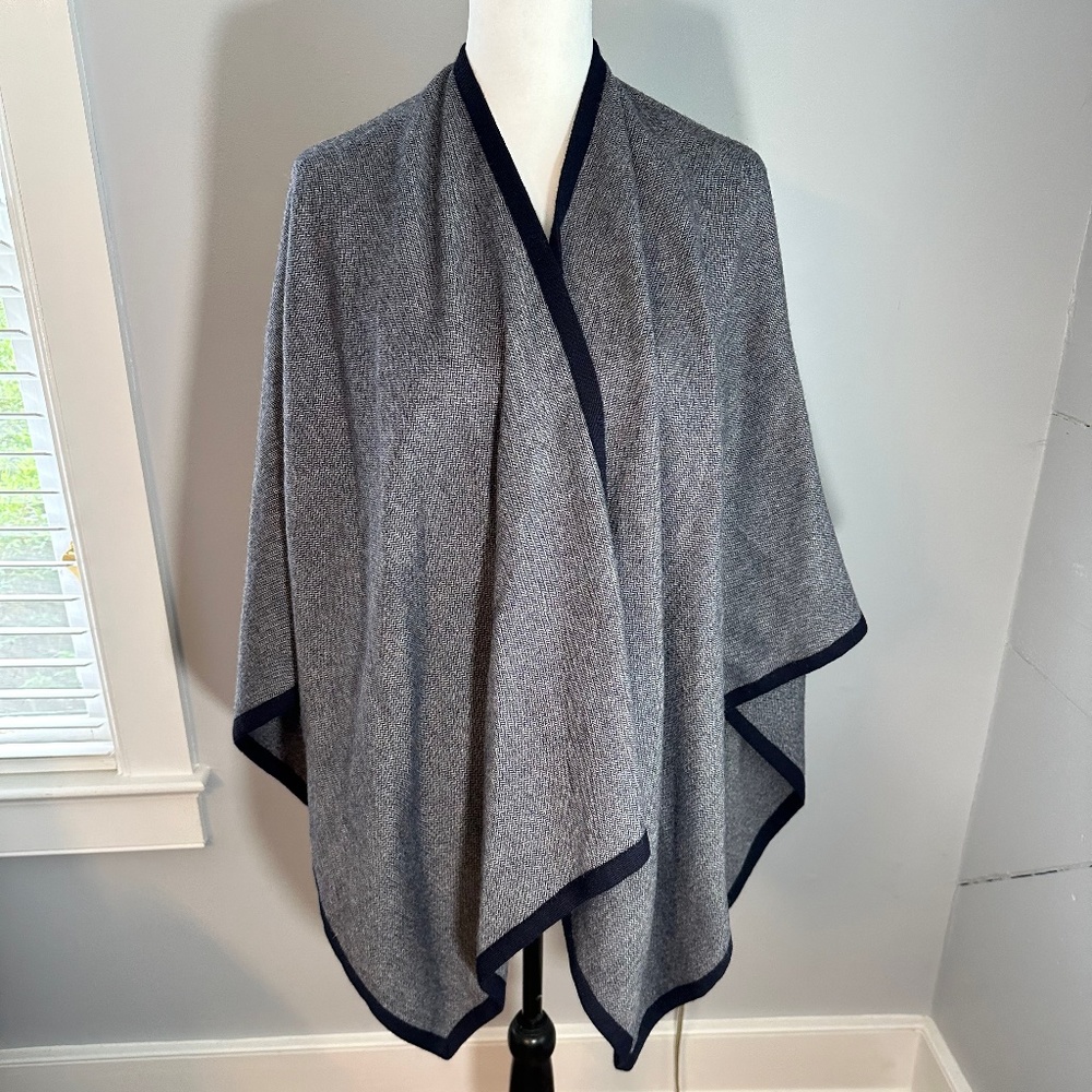Weekend Max Mara blue alpaca tweed cape w/ solid blue trims. one size. Like new!